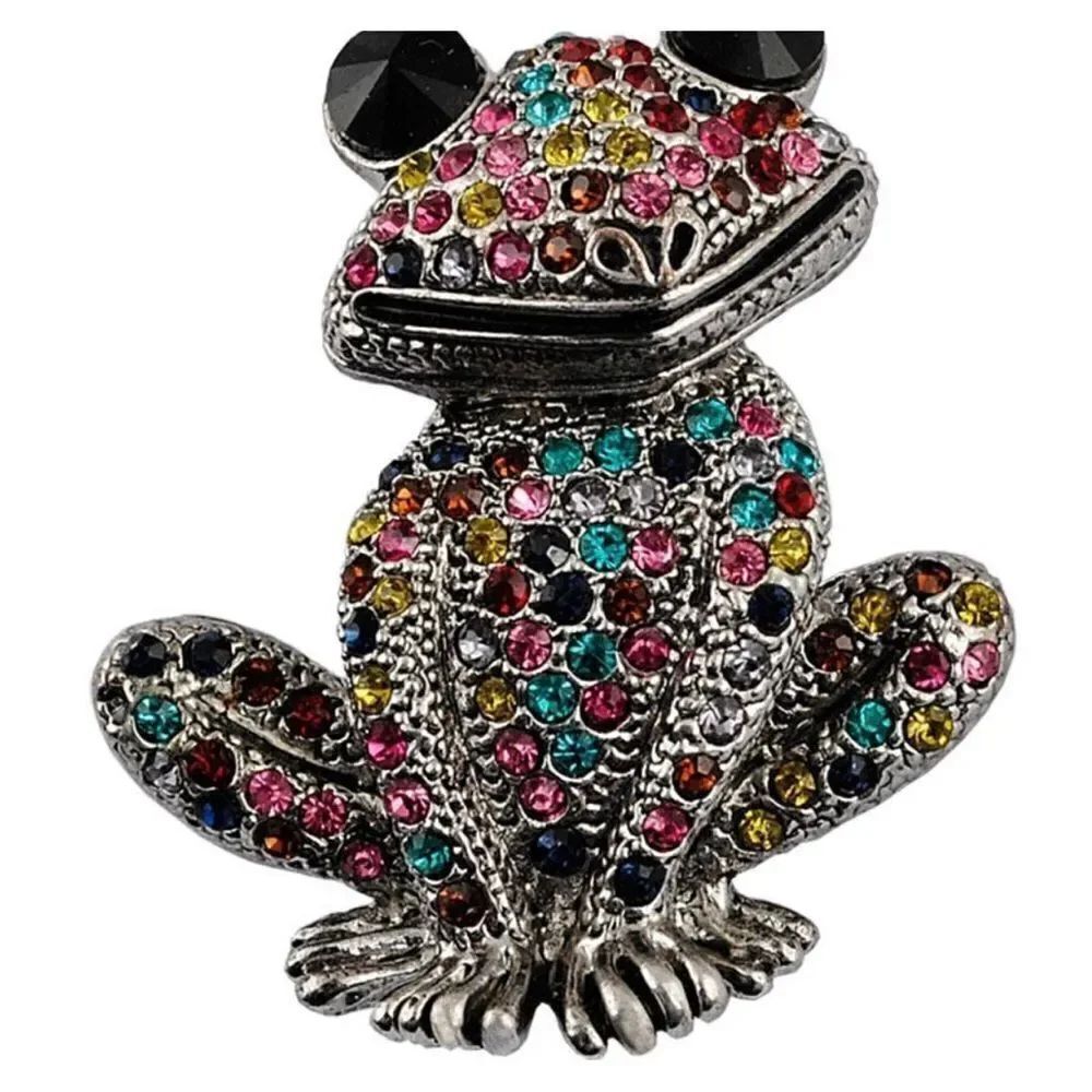 🐸 Betsey Johnson sparkling multicolored crystal frog brooch 🐸